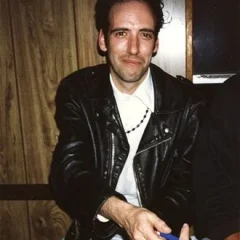 Mick Jones (The Clash guitarist) height profile photo