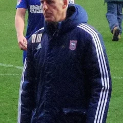 Mick McCarthy height profile photo