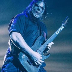 Mick Thomson height profile photo