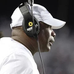 Mickey Joseph height profile photo