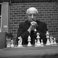 Miguel Najdorf height profile photo