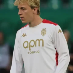 Mika Biereth height profile photo