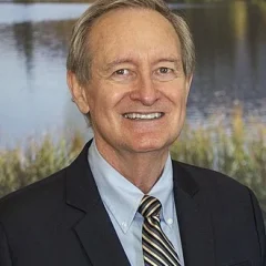 Mike Crapo height profile photo