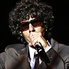 Mike D height profile photo