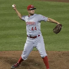 Mike Leake height profile photo