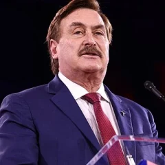 Mike Lindell height profile photo