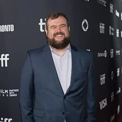 Mike Mitchell (actor) height profile photo