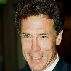 Mike Moore (American politician) height profile photo