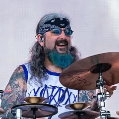 Mike Portnoy height profile photo