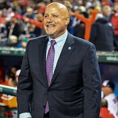 Mike Rizzo height profile photo