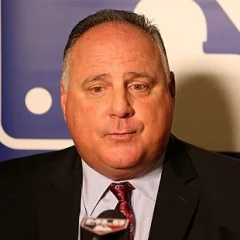 Mike Scioscia height profile photo