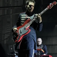 Mikey Way height profile photo