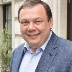 Mikhail Fridman height profile photo