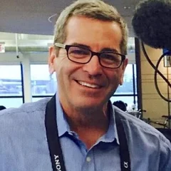 Miles O'Brien (journalist) height profile photo