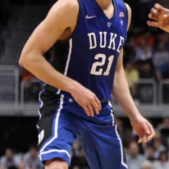 Miles Plumlee height profile photo