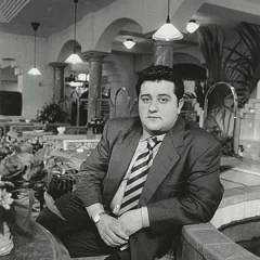 Mino Raiola height profile photo
