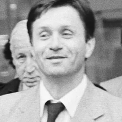 Miroslav Blažević height profile photo