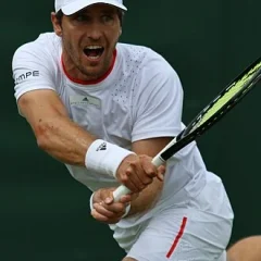 Mischa Zverev height profile photo