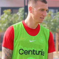 Mitch Duke height profile photo
