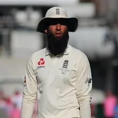 Moeen Ali height profile photo