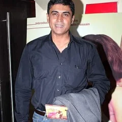 Mohnish Bahl height profile photo