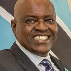 Mokgweetsi Masisi height profile photo
