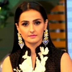 Momal Sheikh height profile photo