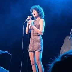 Montaigne (musician) height profile photo