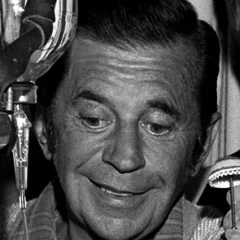 Morey Amsterdam height profile photo