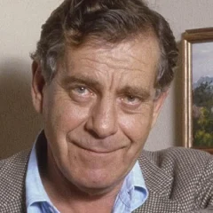 Morley Safer height profile photo