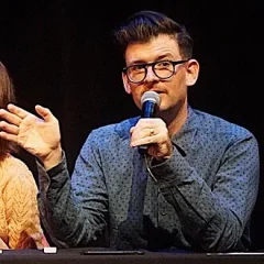 Moshe Kasher height profile photo