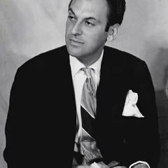 Moss Hart height profile photo