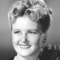 Moyna Macgill height profile photo
