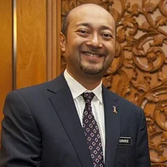 Mukhriz Mahathir height profile photo