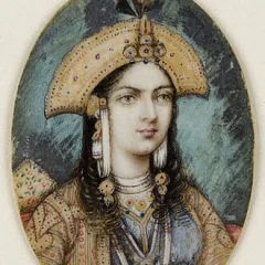 Mumtaz Mahal height profile photo