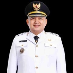 Munafri Arifuddin height profile photo