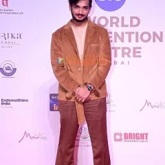 Munawar Faruqui height profile photo