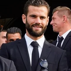 Nacho (footballer, born 1990) height profile photo