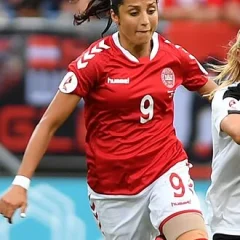 Nadia Nadim height profile photo