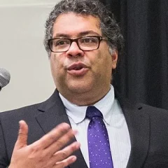 Naheed Nenshi height profile photo