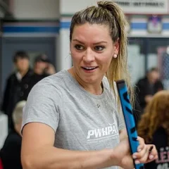 Natalie Spooner height profile photo