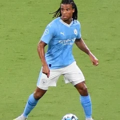 Nathan Aké height profile photo