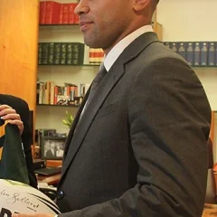 Nathan Merritt height profile photo