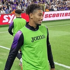 Nathan Saliba height profile photo