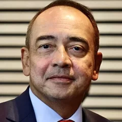 Nazir Razak height profile photo