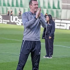 Neill Collins height profile photo
