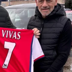 Nelson Vivas height profile photo