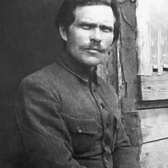 Nestor Makhno height profile photo