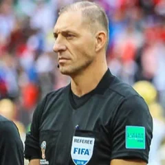Néstor Pitana height profile photo