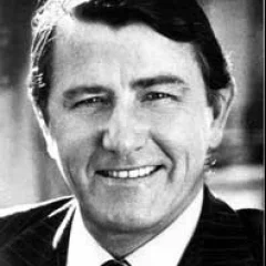 Neville Wran height profile photo